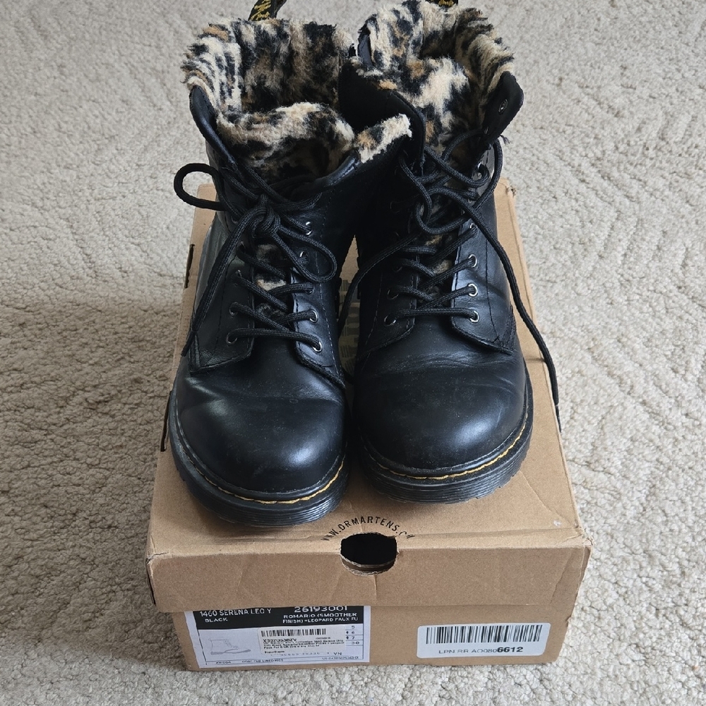 Dr. Martens Black Combat Boots with Leopard Lining (EU 38) Big Kids 6